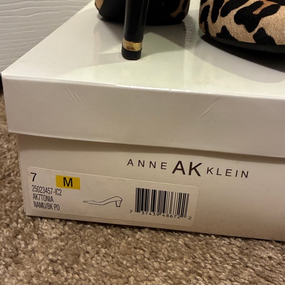 Anne Klein Tan and Black Leopard Heels size 7M - Picture 2 of 7